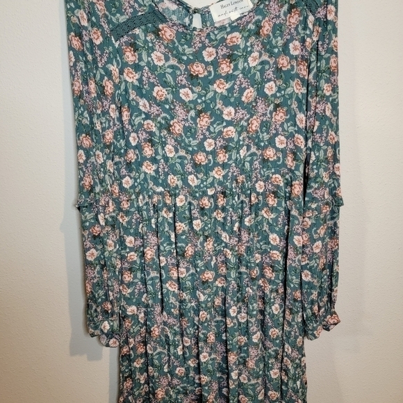 HALEY LONDON FLORAL Peasant style dress Size Medium - Picture 3 of 7